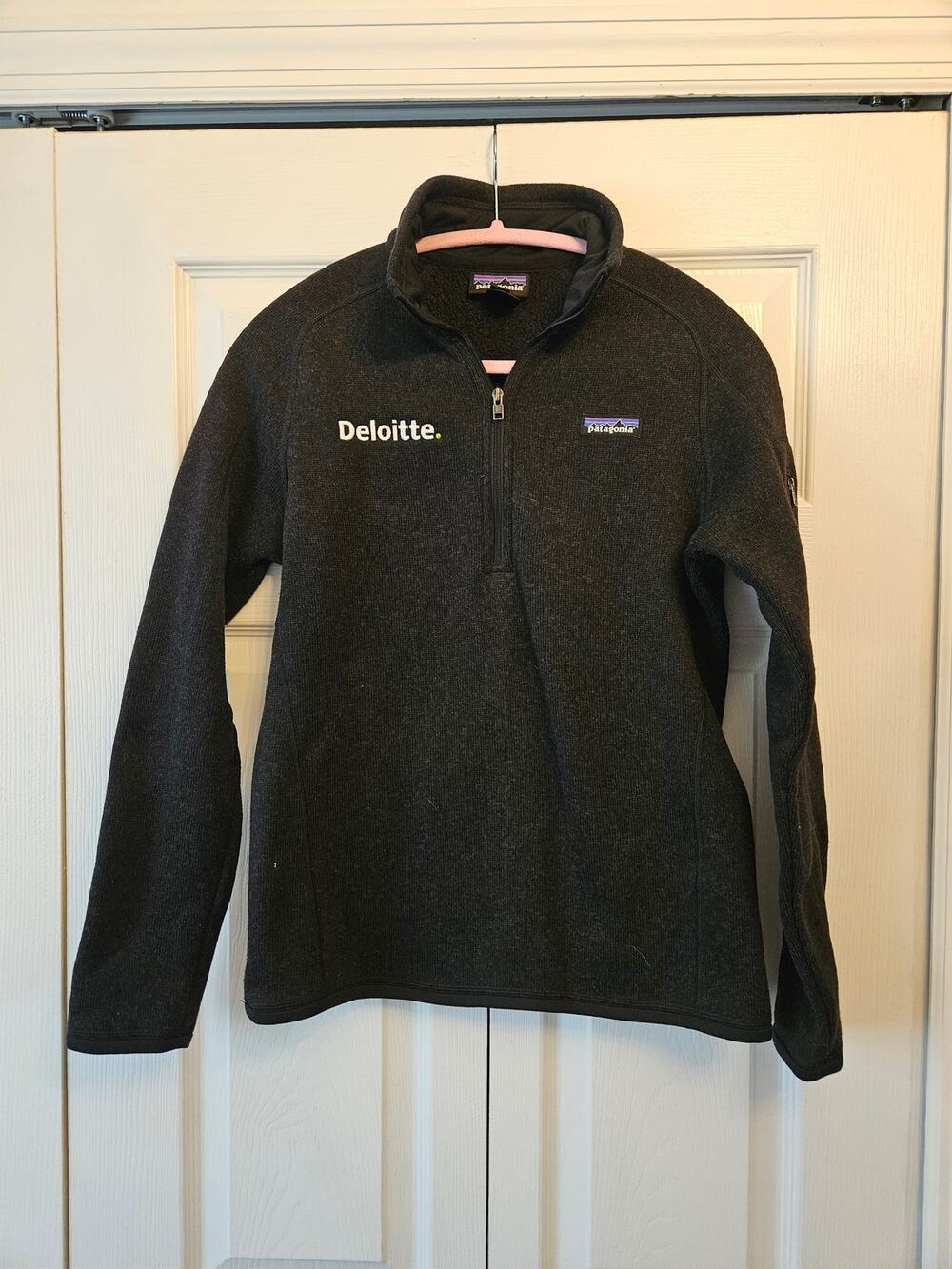 Deloitte Branded Black Patagonia Fleece Quarter Zip, Men's Small NWOT